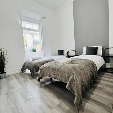 Rooms, Location For Tourists ליסבון