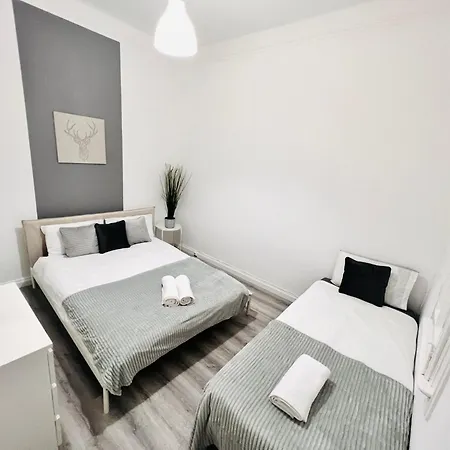 Rooms, Location For Tourists ליסבון