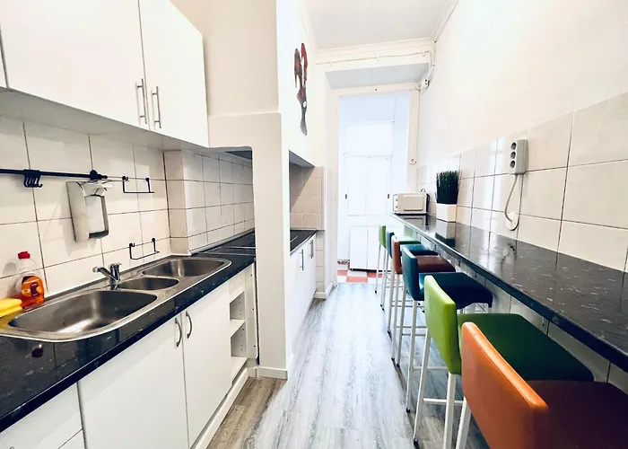 Rooms, Location For Tourists Hostel *