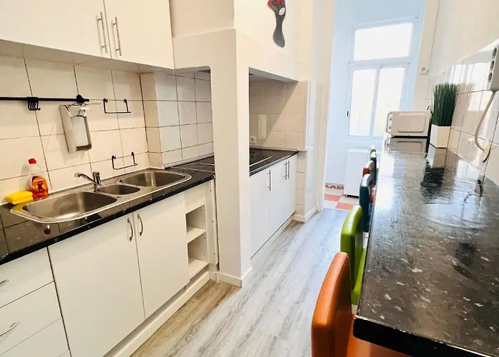 Hostel Rooms, Location For Tourists *