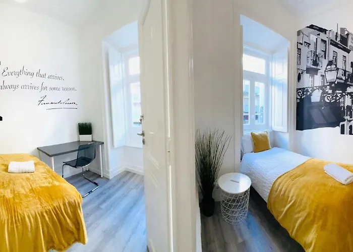 Rooms, Location For Tourists